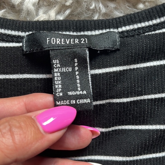 Junior’s button down shirt - Picture 2 of 3